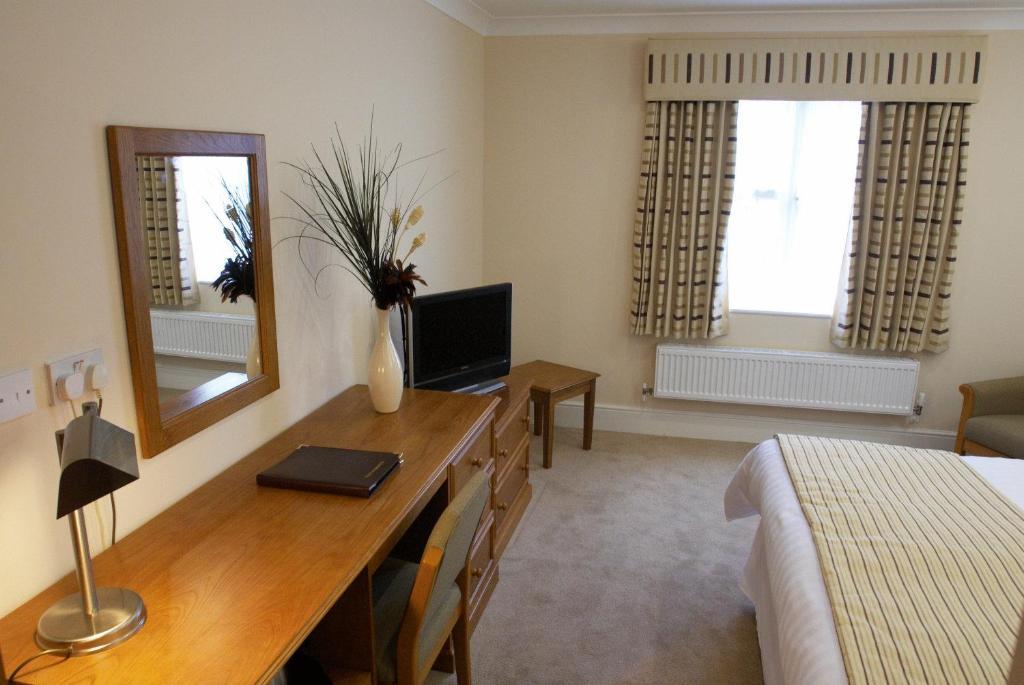 The Barns Hotel Cannock Oda fotoğraf